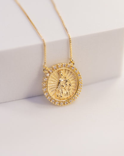 Gargantilha Nossa Senhora do Carmo com Zircônia - Folheado a Ouro